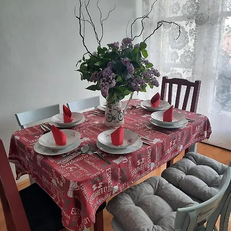 Karos Vintage House * 잘라카로쉬