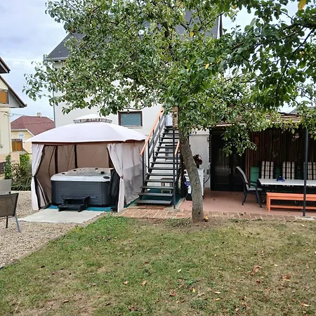 Lägenhet Karos Vintage House *