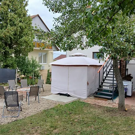 Lägenhet Karos Vintage House